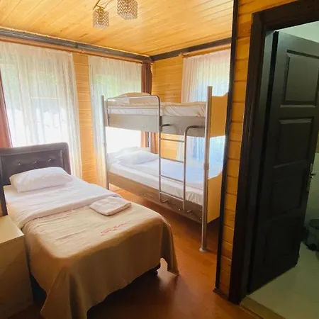 Kaya Apartment *